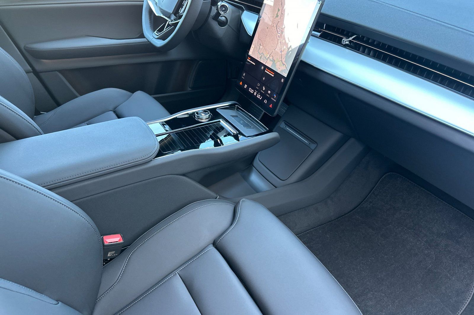 New 2025 Polestar Polestar 3 image 18