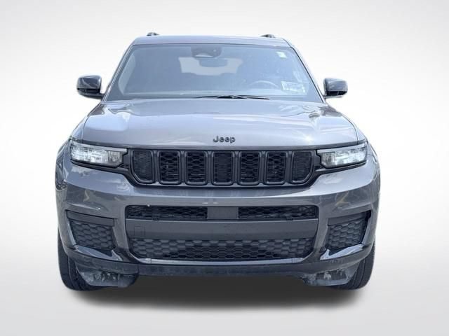 Used 2023 Jeep Grand Cherokee L Laredo AWD/4WD image 2