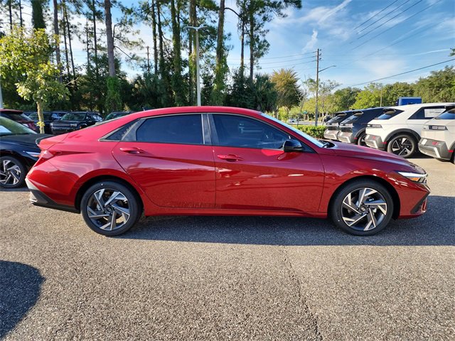 New 2025 Hyundai Elantra Sport image 2