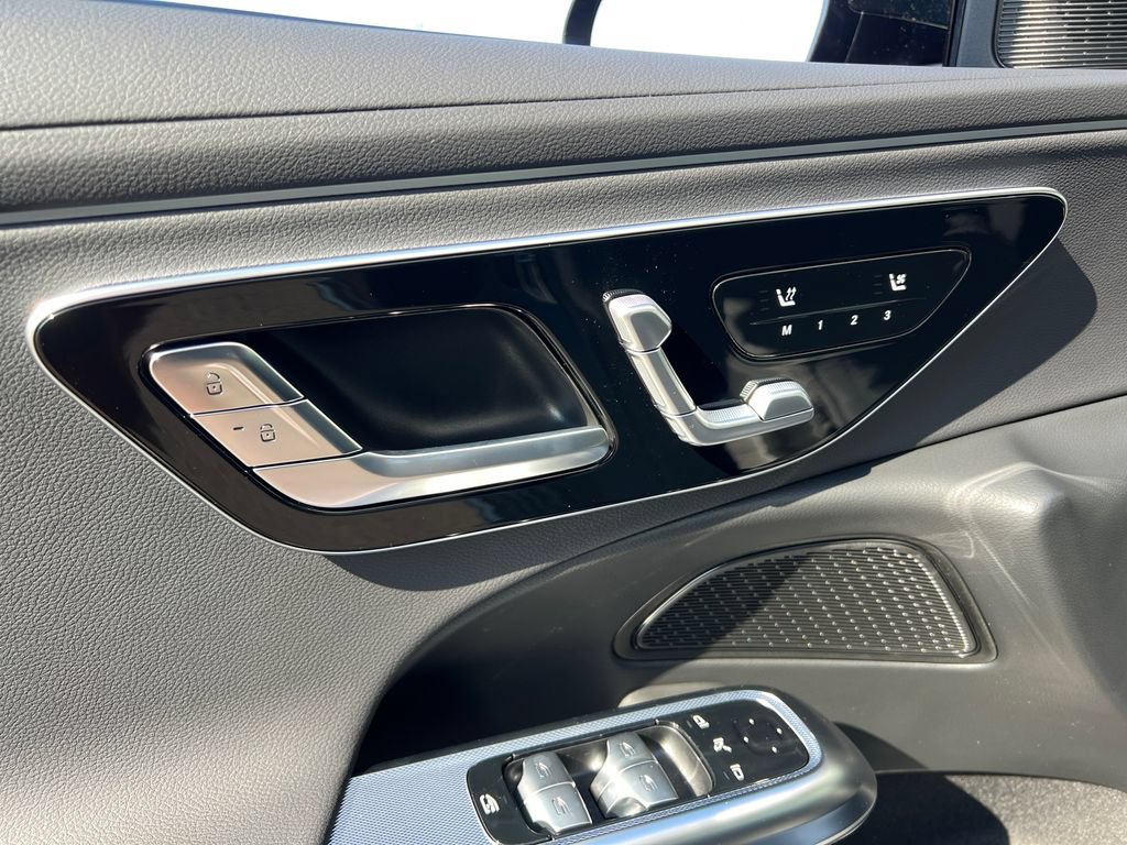 New 2027 Mercedes-Benz E 450 4MATIC Sedan image 12