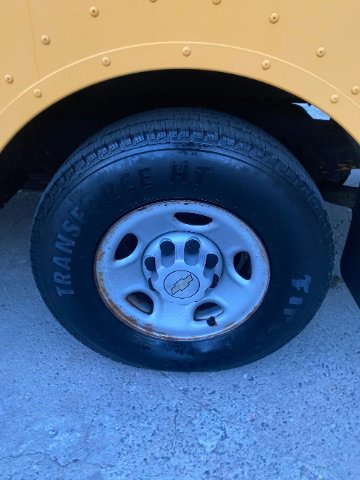 Used 2009 Chevrolet Express 3500 w/ School Bus Package image 25