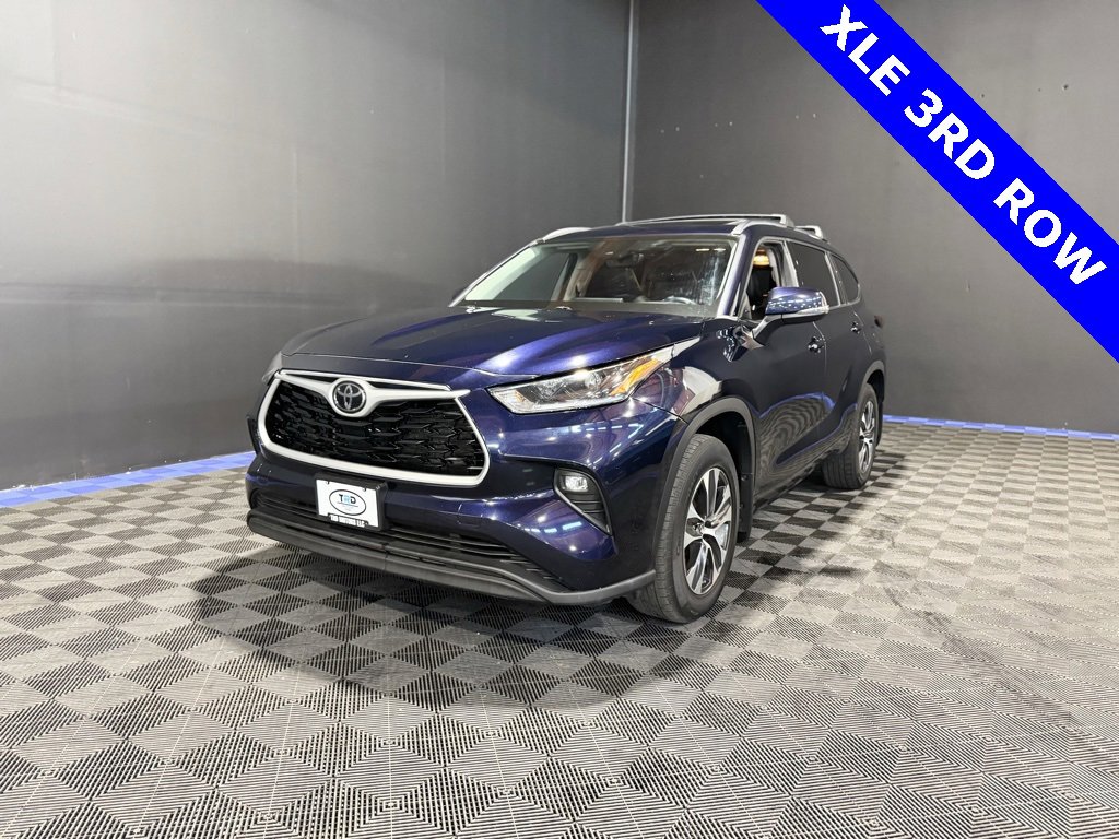 Used 2021 Toyota Highlander XLE