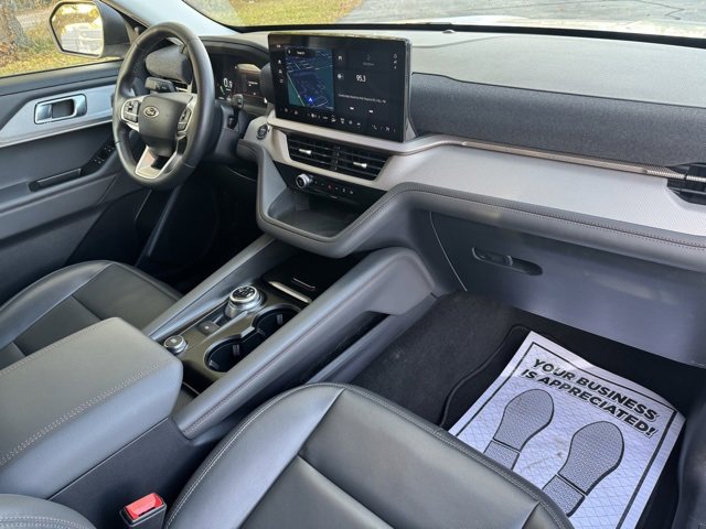 Certified 2025 Ford Explorer Active w/ Active Comfort Package image 15