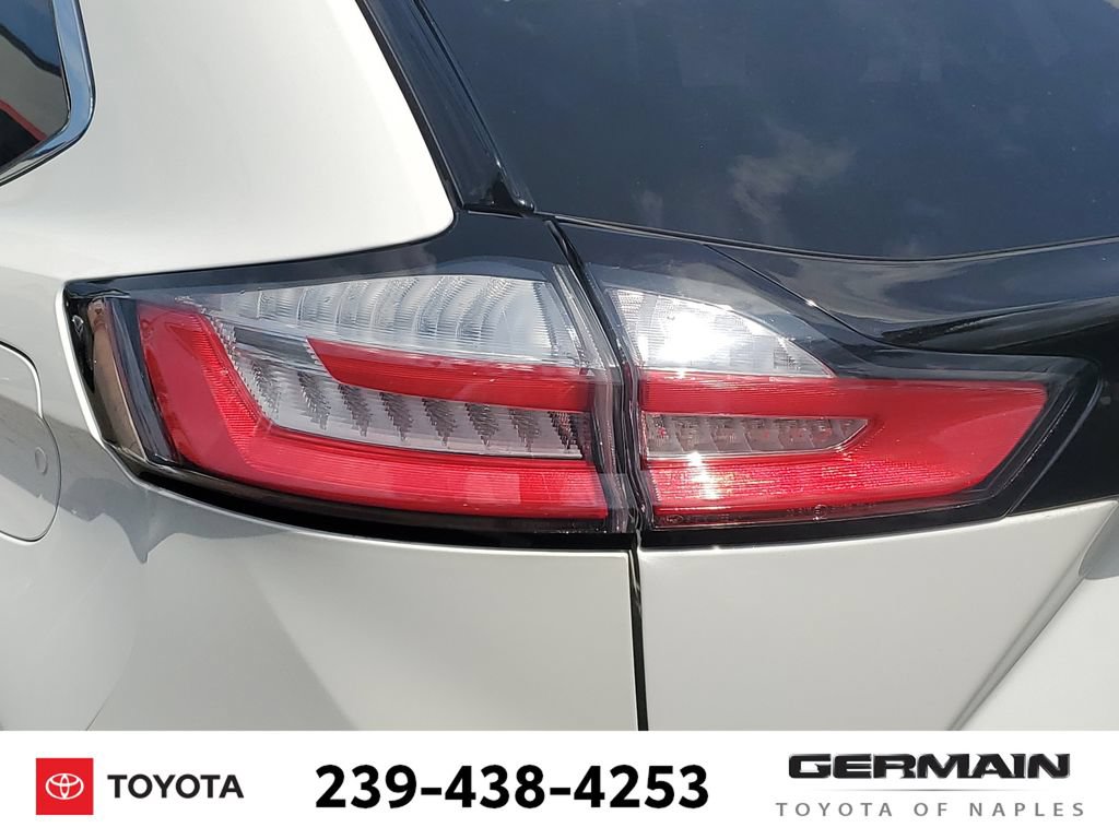 Used 2022 Ford Edge Titanium AWD/4WD image 17