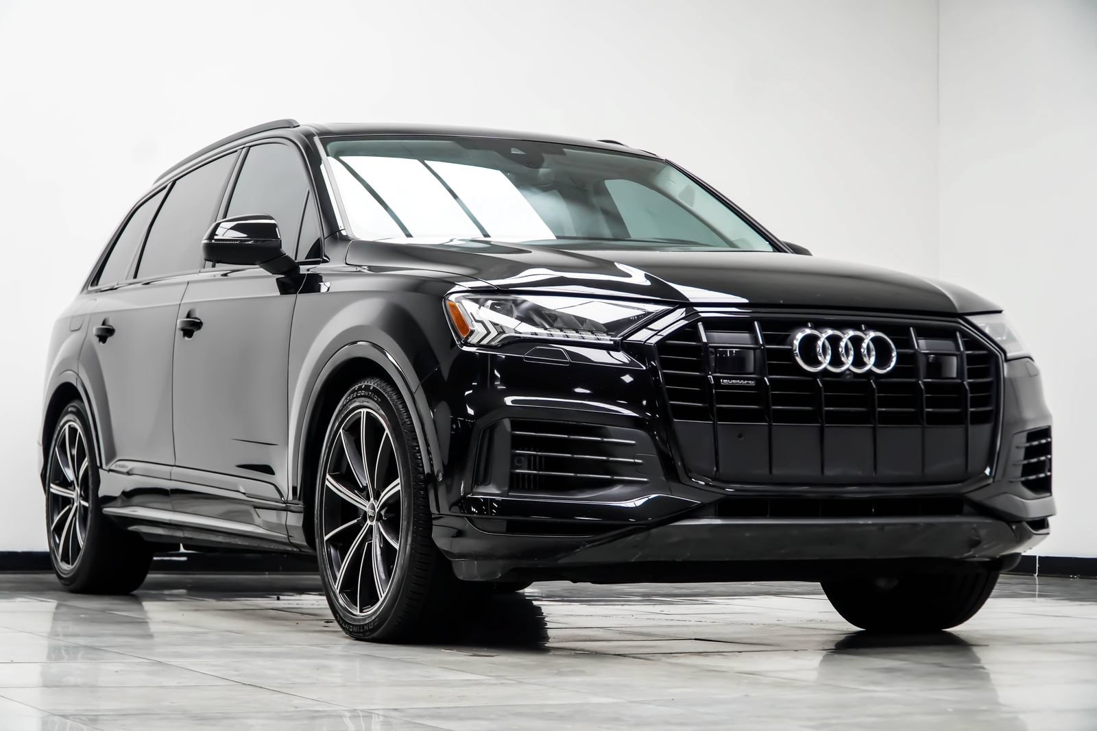 Used 2024 Audi Q7 3.0T Prestige AWD/4WD image 5