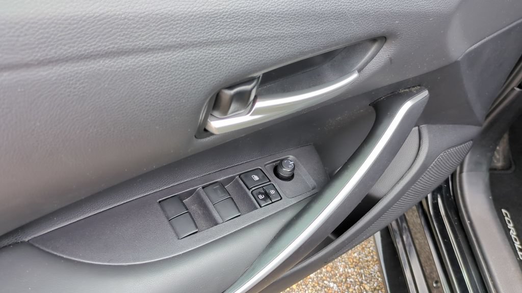 Used 2024 Toyota Corolla SE FWD image 12