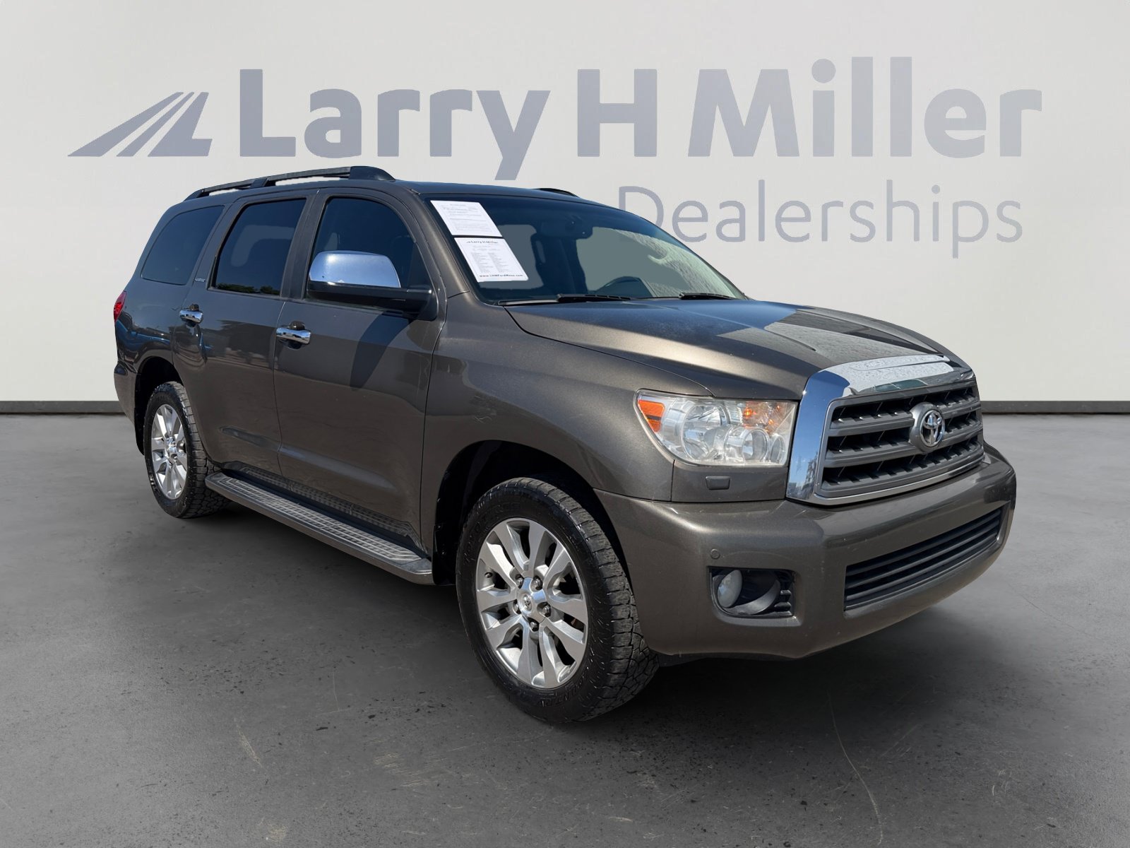 Used 2008 Toyota Sequoia Limited w/ Cold Area Pkg AWD/4WD image 7