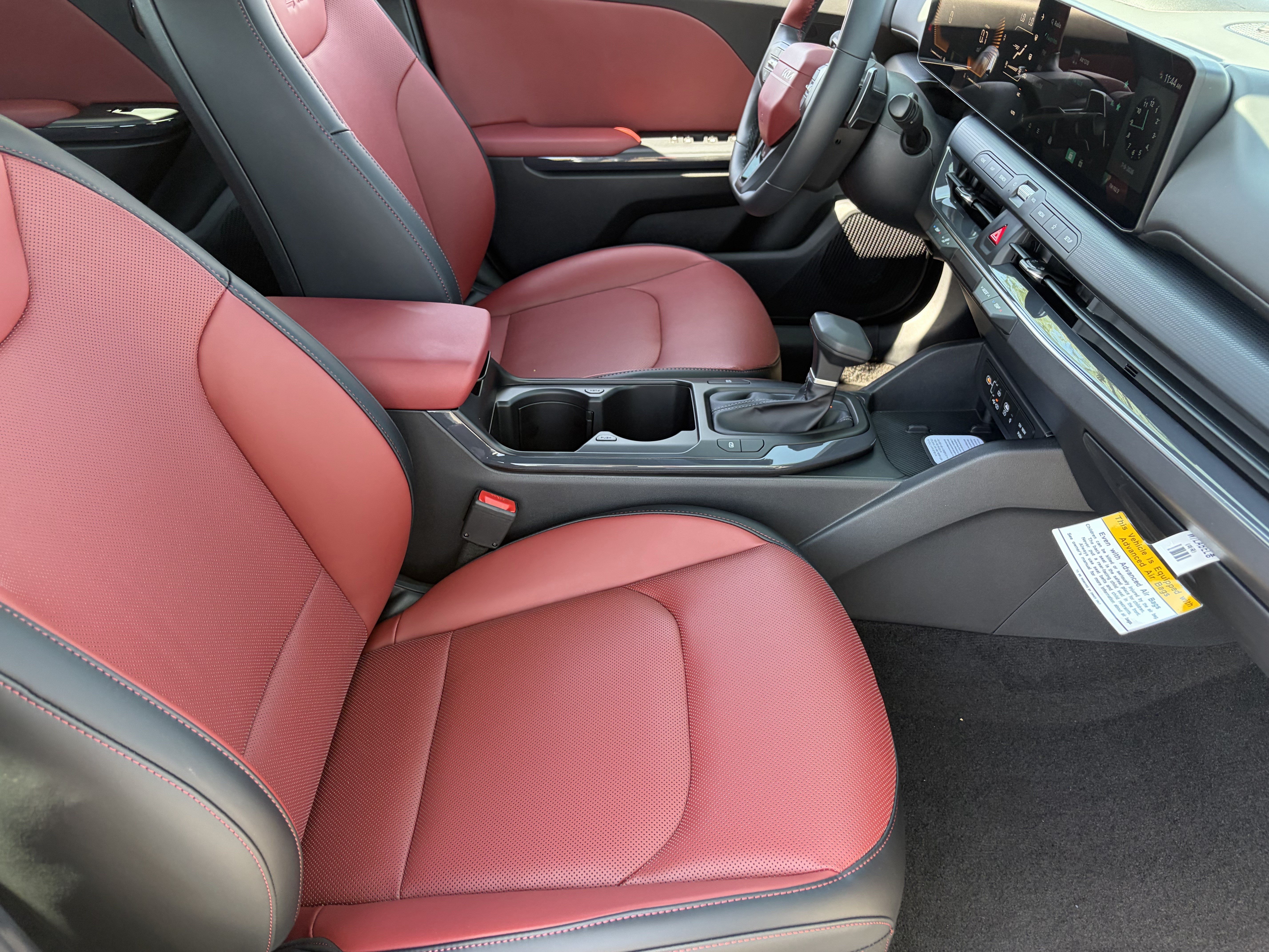 New 2026 Kia K4 GT-Line w/ GT-Line Sunroof Package FWD image 9