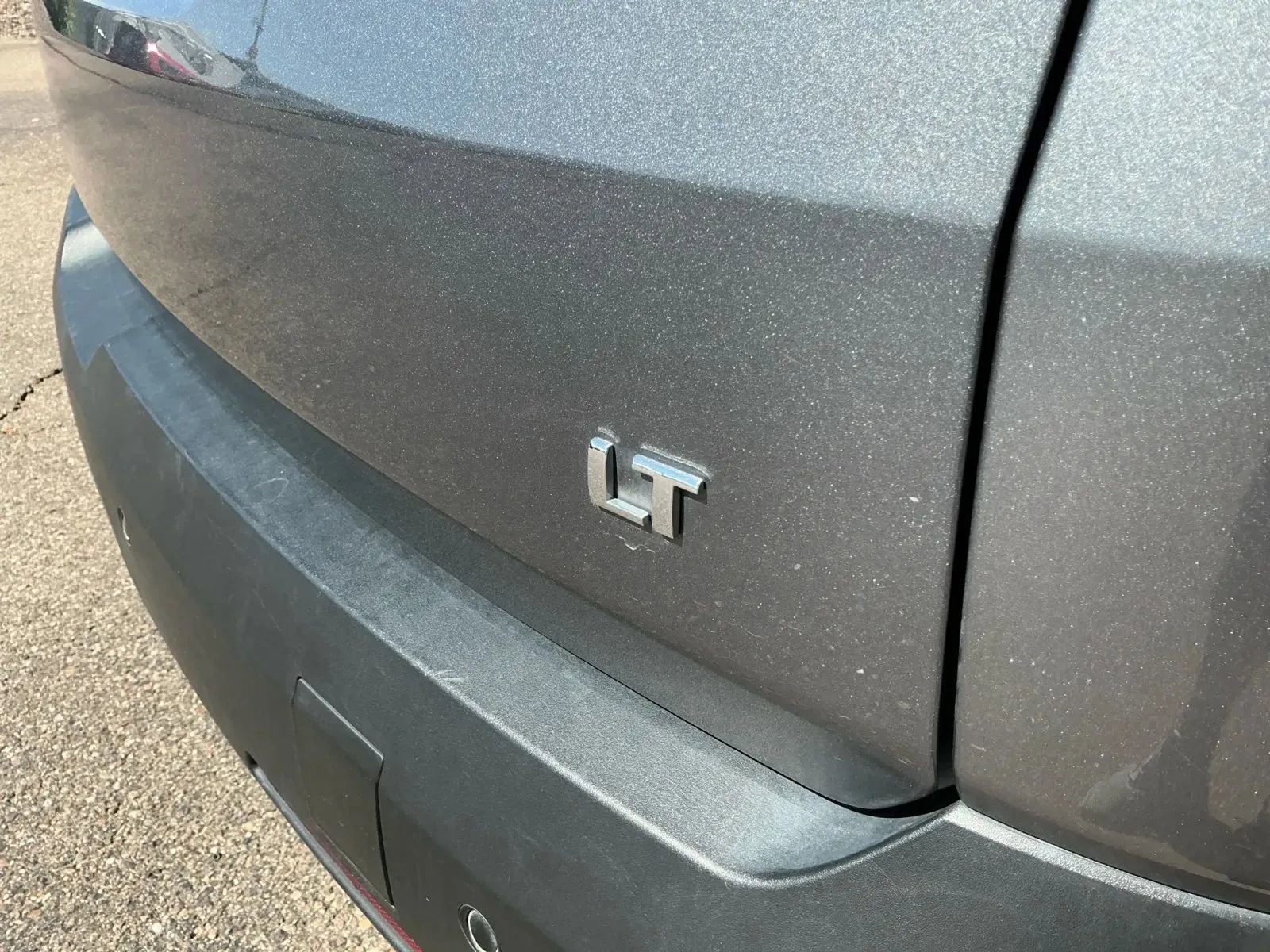 Used 2021 Chevrolet Traverse LT image 20
