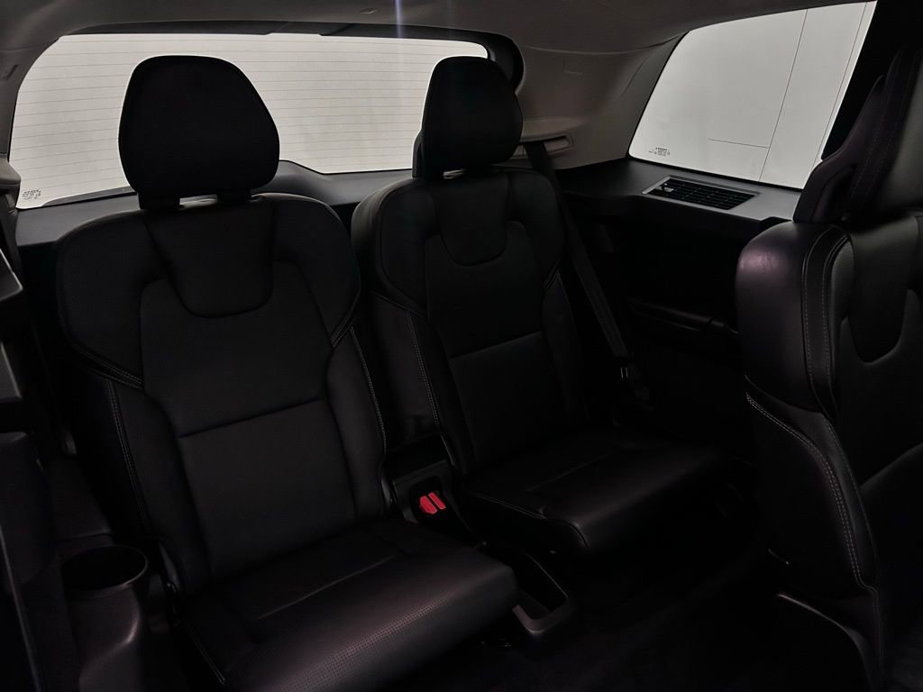 Used 2020 Volvo XC90 T6 Inscription w/ Protection Package Premier AWD/4WD image 16