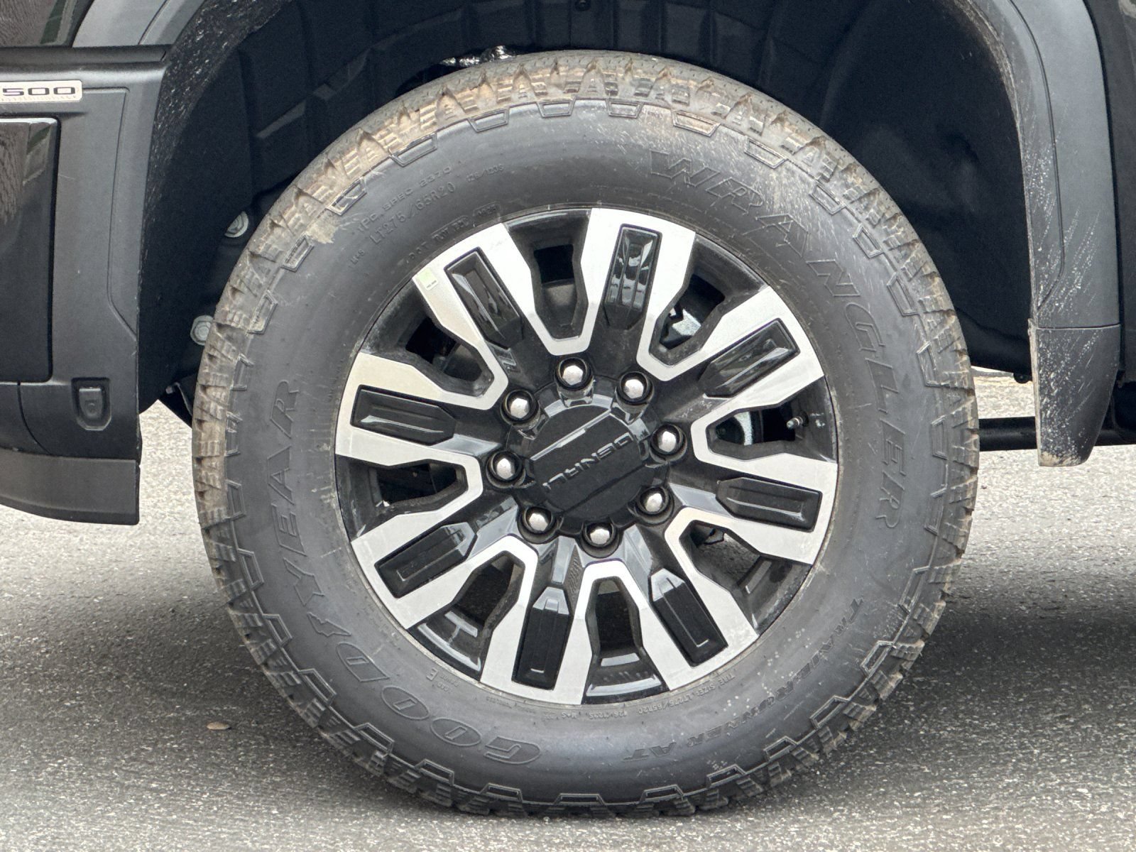 New 2026 GMC Sierra 2500 Denali Ultimate AWD/4WD image 25