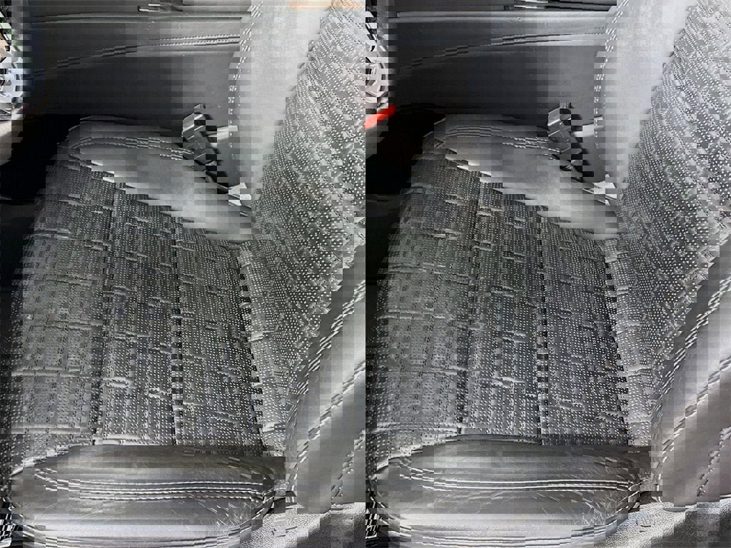 Used 2021 Cadillac Escalade Sport Platinum w/ LPO, ONYX Package image 14