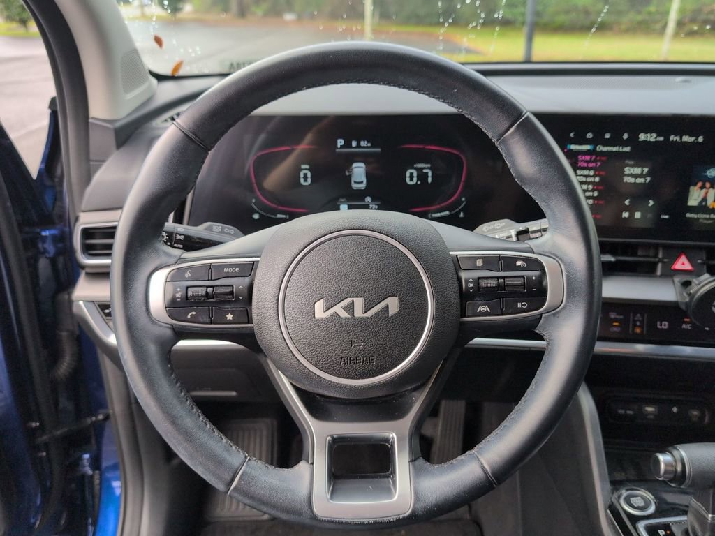 Used 2023 Kia Sportage EX image 18