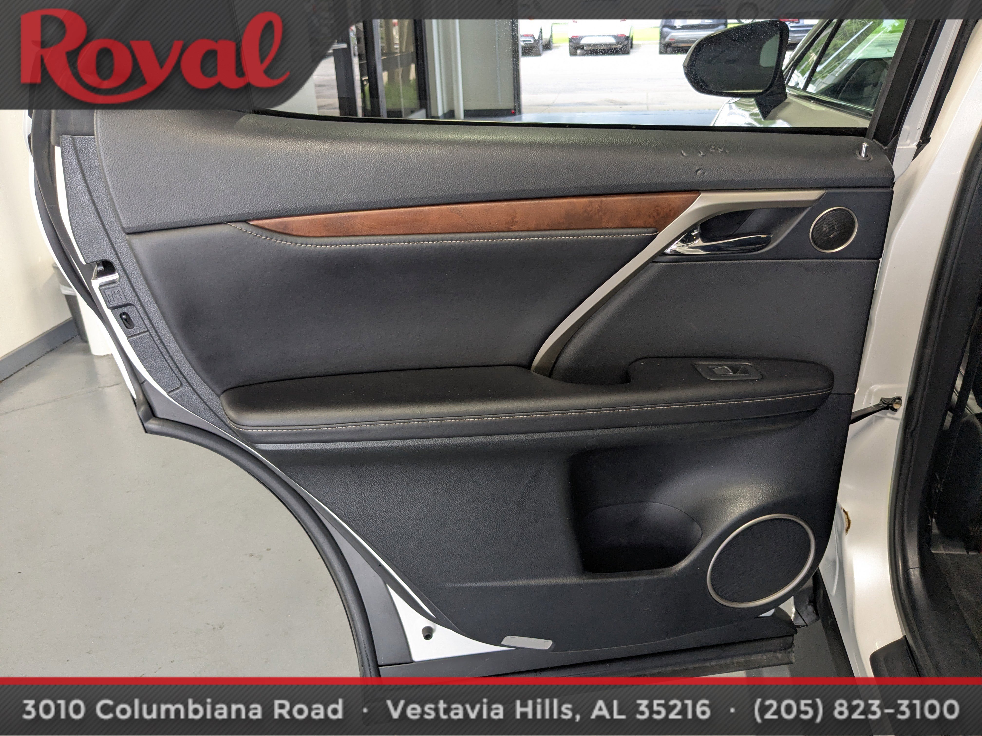Used 2021 Lexus RX 350L FWD w/ Premium Package image 16