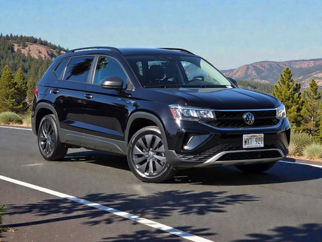 Used 2024 Volkswagen Taos S image 2