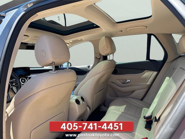 Used 2021 Mercedes-Benz GLC 300 4MATIC image 23