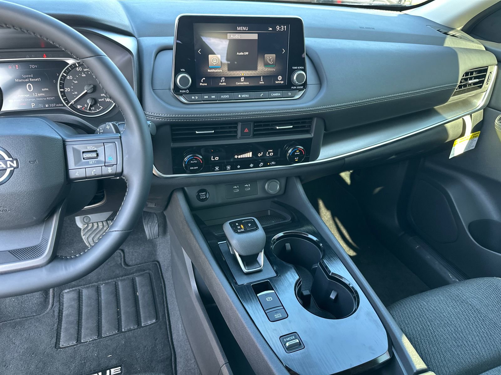 Used 2026 Nissan Rogue SV image 29