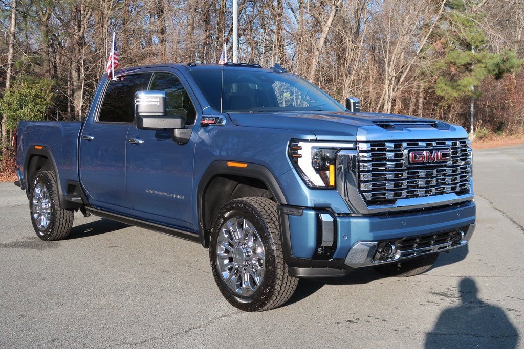 New 2026 GMC Sierra 2500 Denali w/ Denali Reserve Package image 4