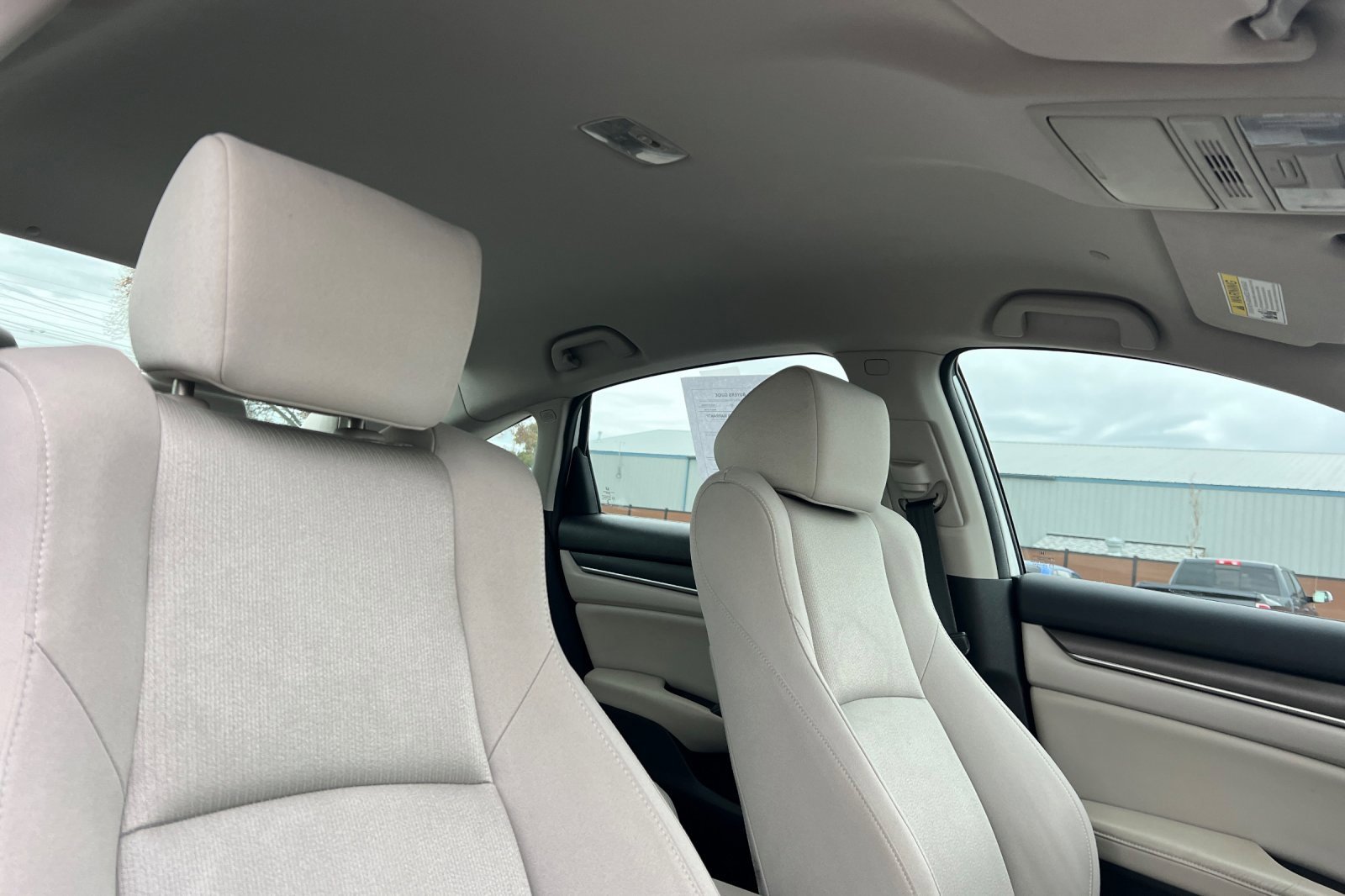 Used 2018 Honda Accord LX image 13