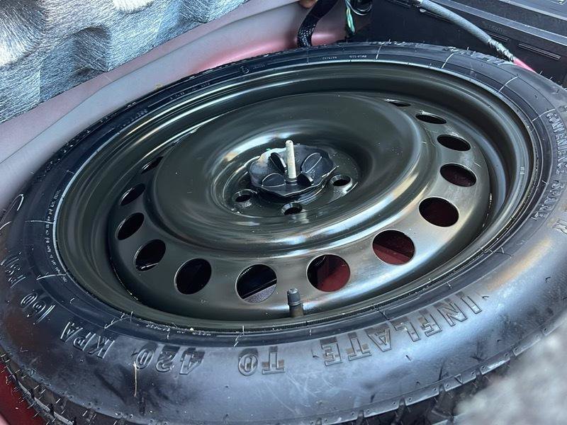 Used 2006 Chrysler 300 C RWD image 50