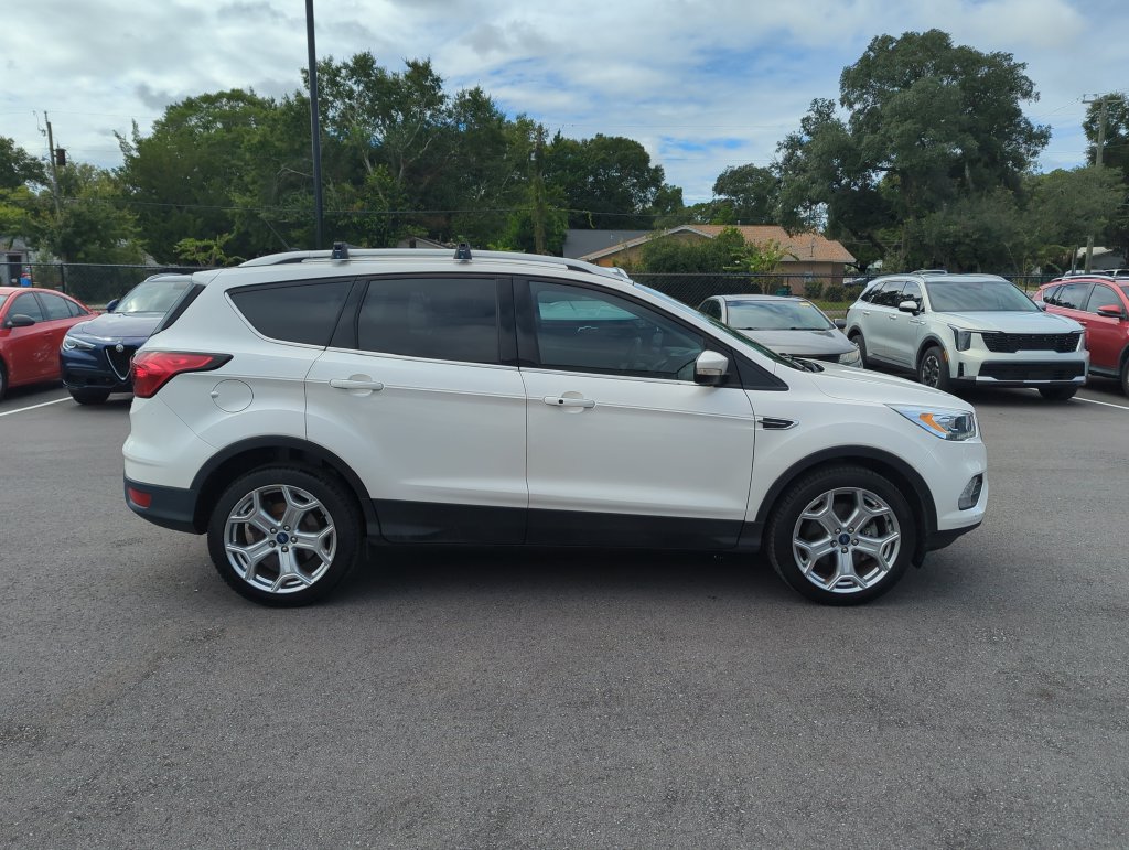 Used 2019 Ford Escape Titanium AWD/4WD image 8