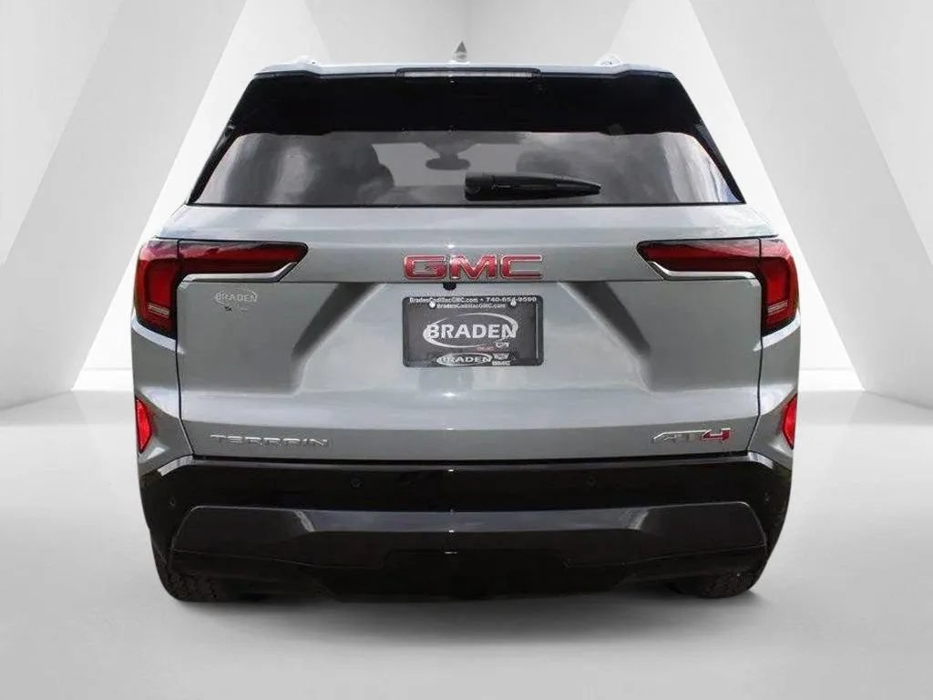 New 2026 GMC Terrain AT4 AWD/4WD image 6