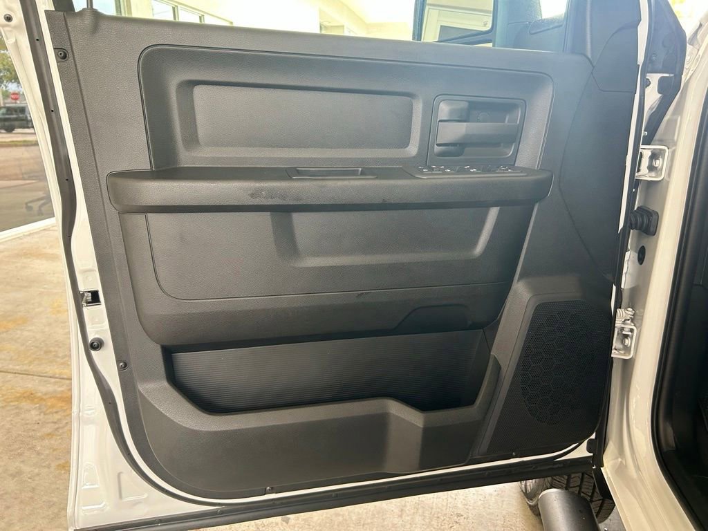 Used 2025 RAM 3500 Tradesman AWD/4WD image 38