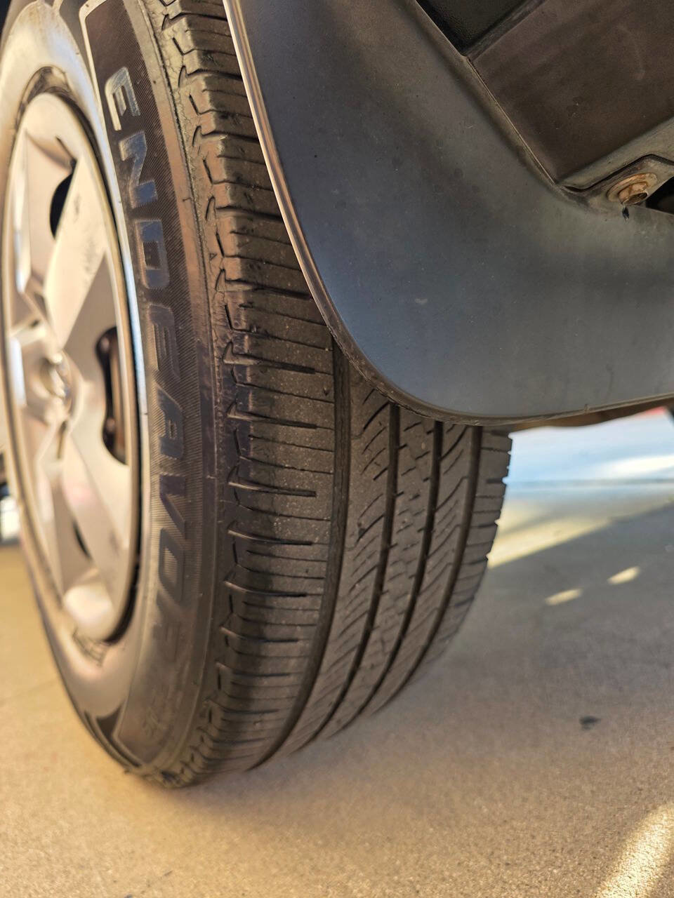 Used 2014 Nissan Rogue S image 27