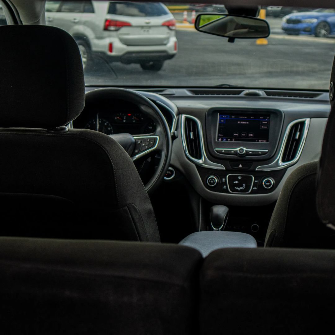 Used 2020 Chevrolet Equinox LS FWD image 26