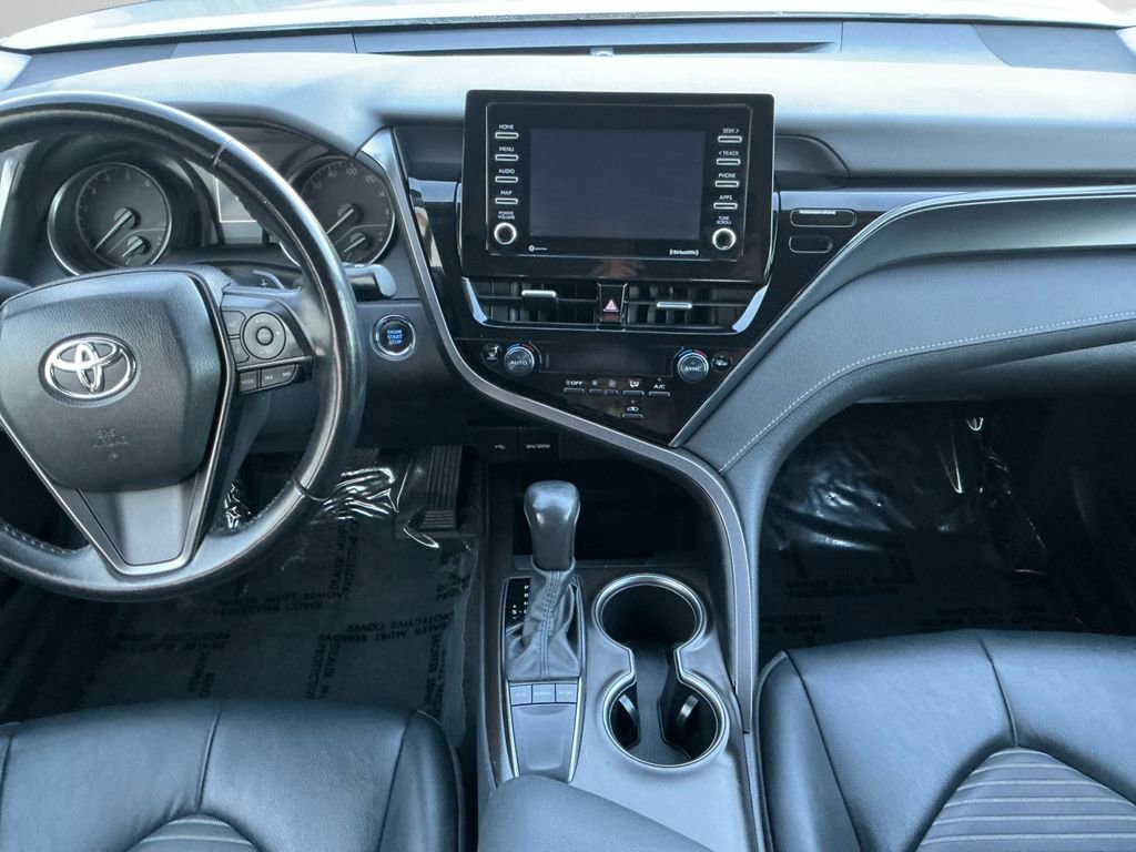 Used 2023 Toyota Camry SE image 11