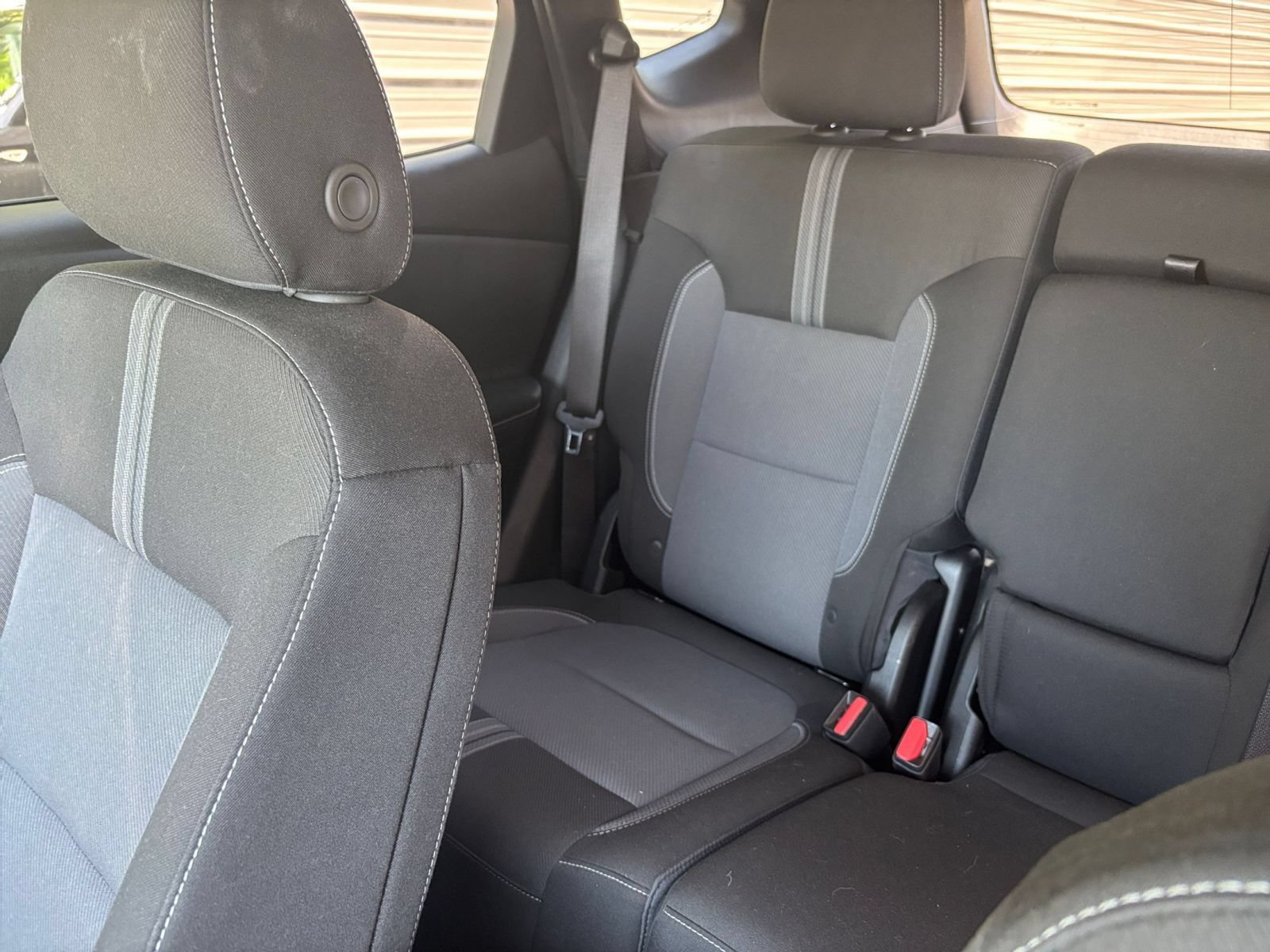 Used 2025 Chevrolet Blazer LT FWD image 34