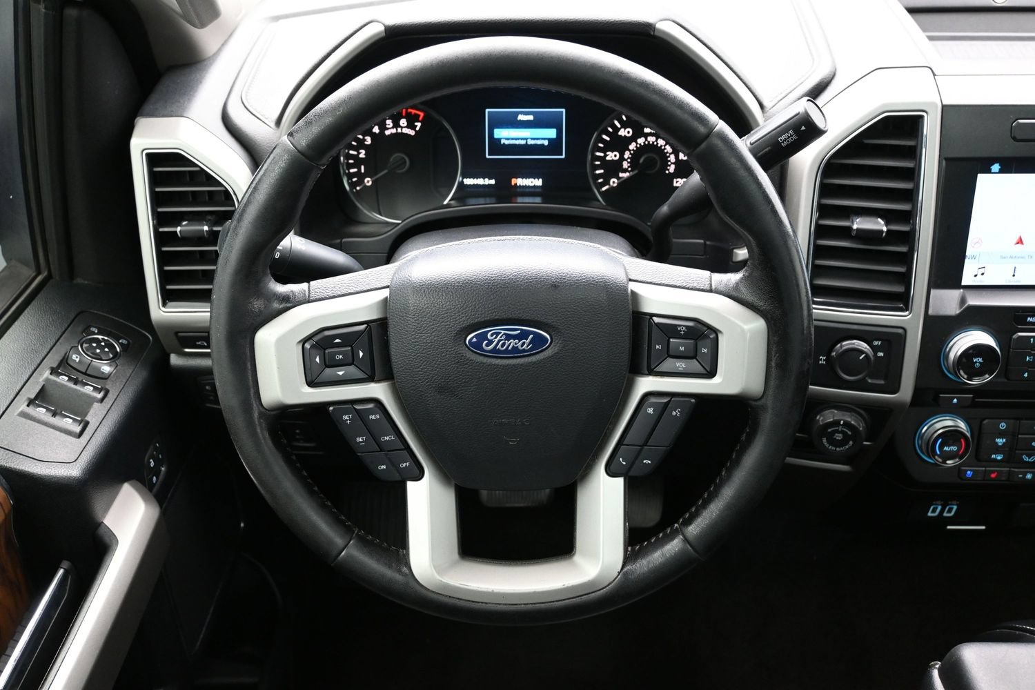 Used 2018 Ford F150 Lariat RWD image 15