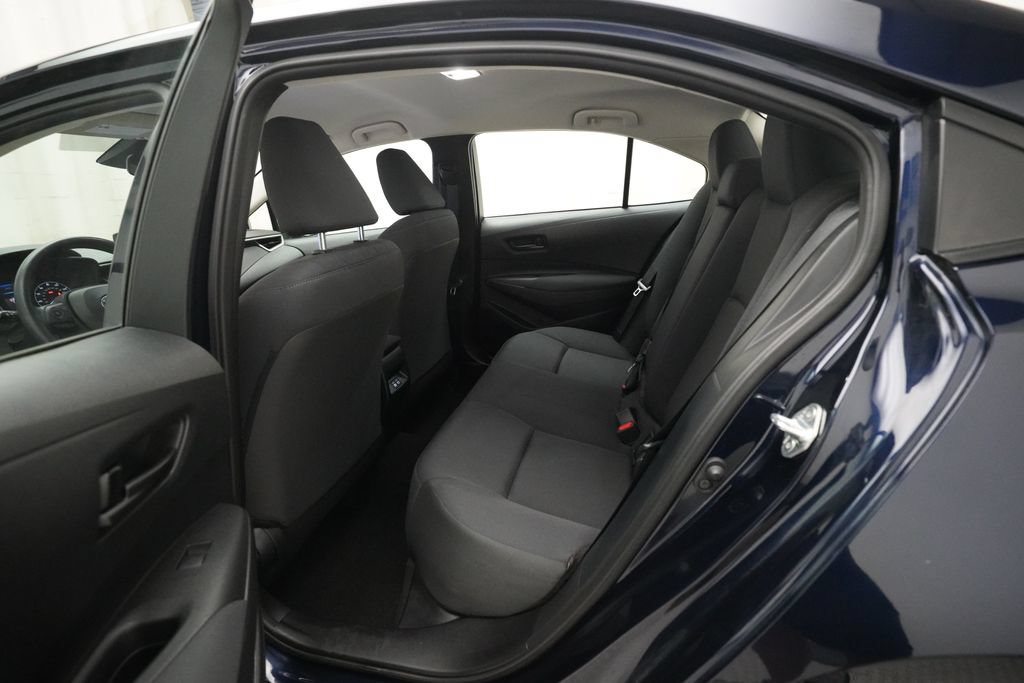 Used 2023 Toyota Corolla LE FWD image 15