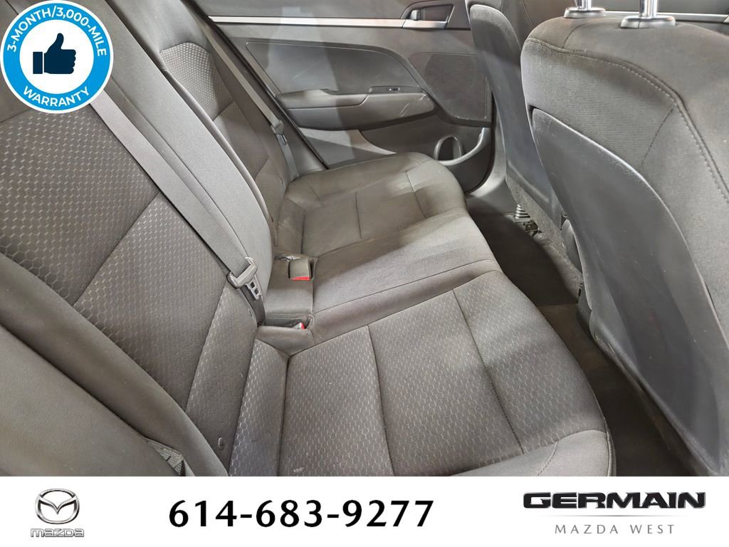 Used 2019 Hyundai Elantra SE w/ Cargo Package FWD image 21