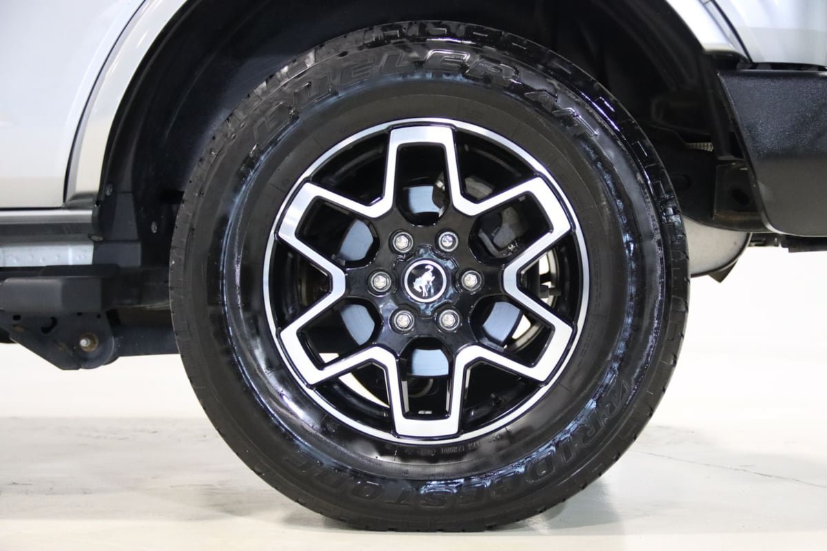 Used 2023 Ford Bronco Outer Banks AWD/4WD image 83