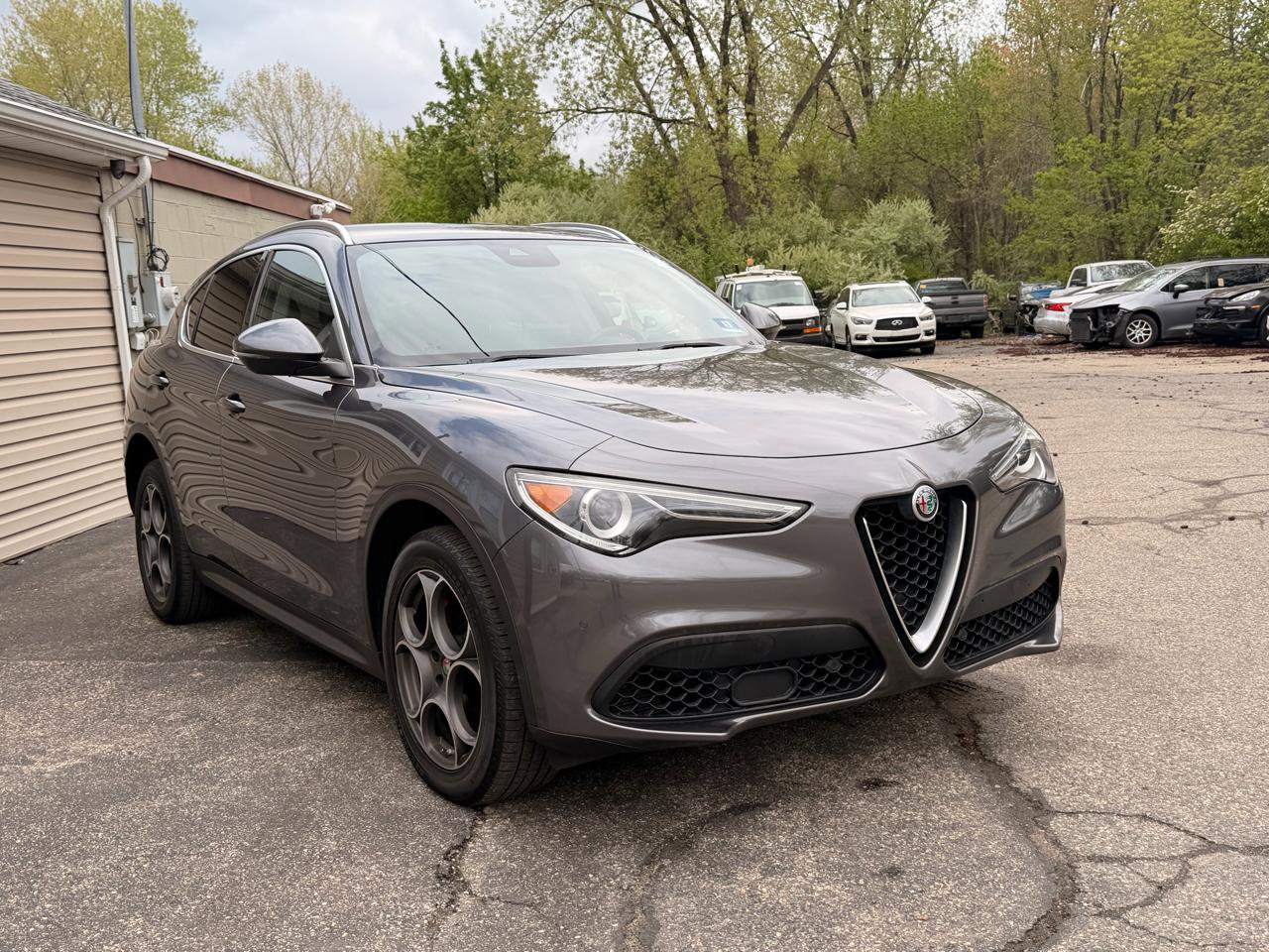 Used 2018 Alfa Romeo Stelvio Ti AWD/4WD image 8
