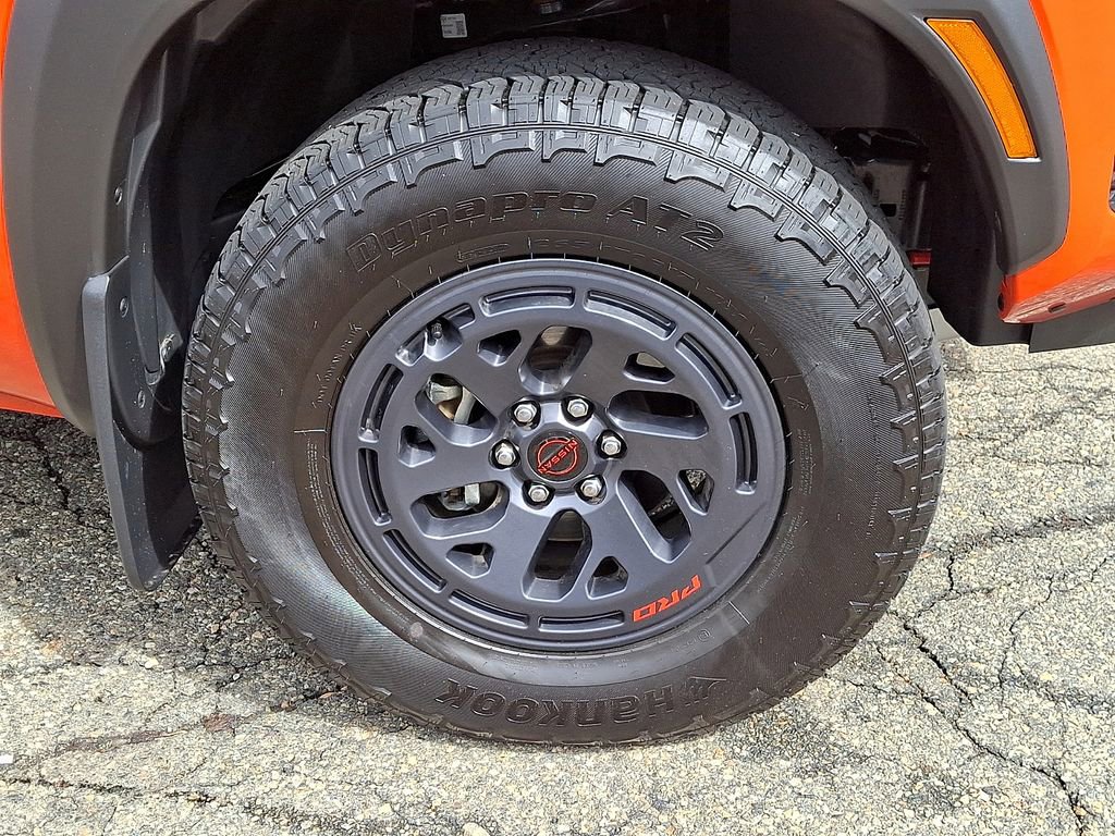 Used 2025 Nissan Frontier PRO-4X w/ Interior Protection Package image 9