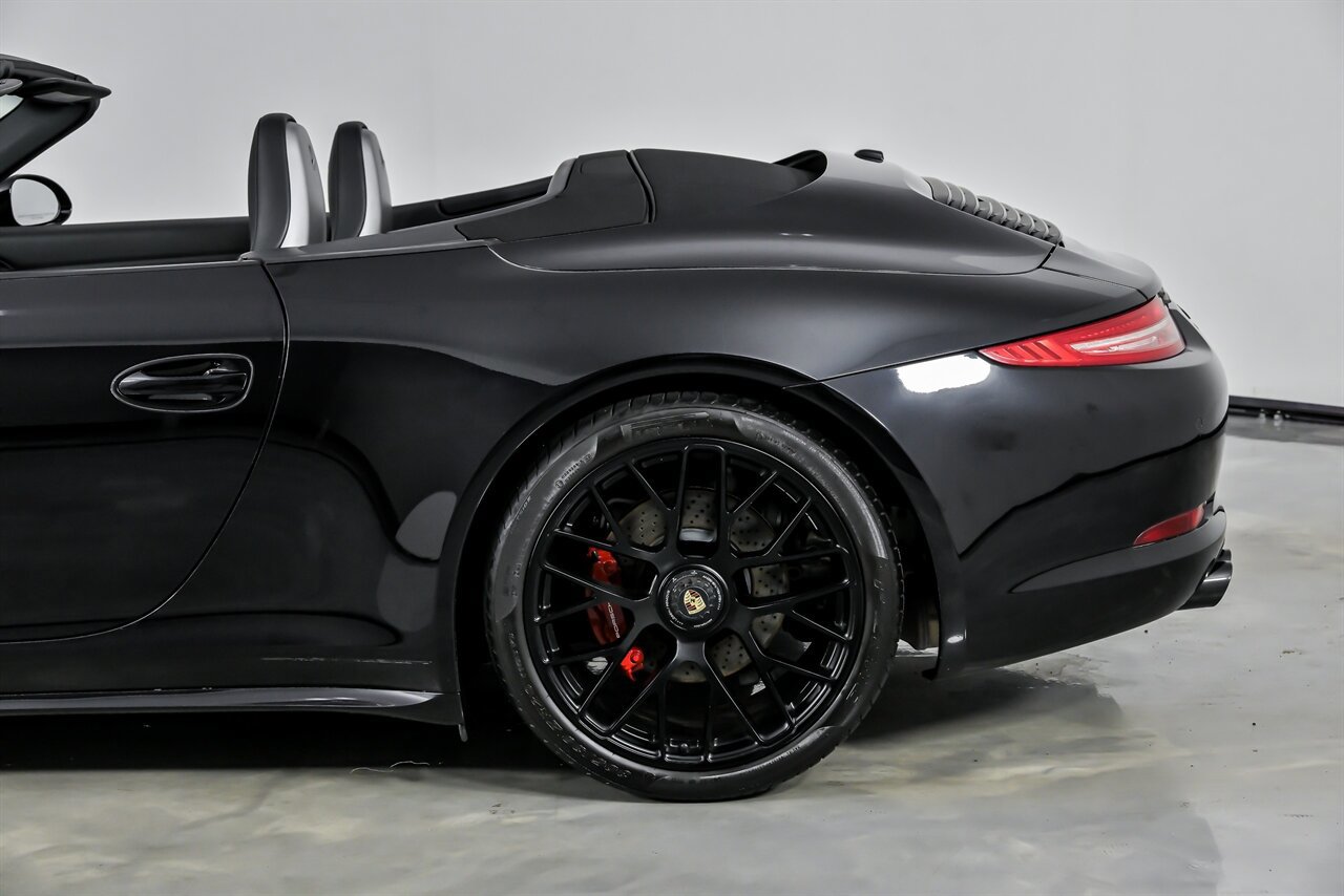 Used 2015 Porsche 911 Carrera GTS image 9