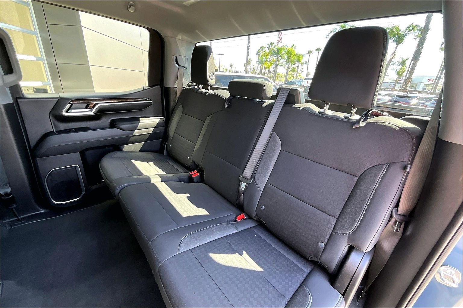 Used 2024 GMC Sierra 1500 SLE image 26