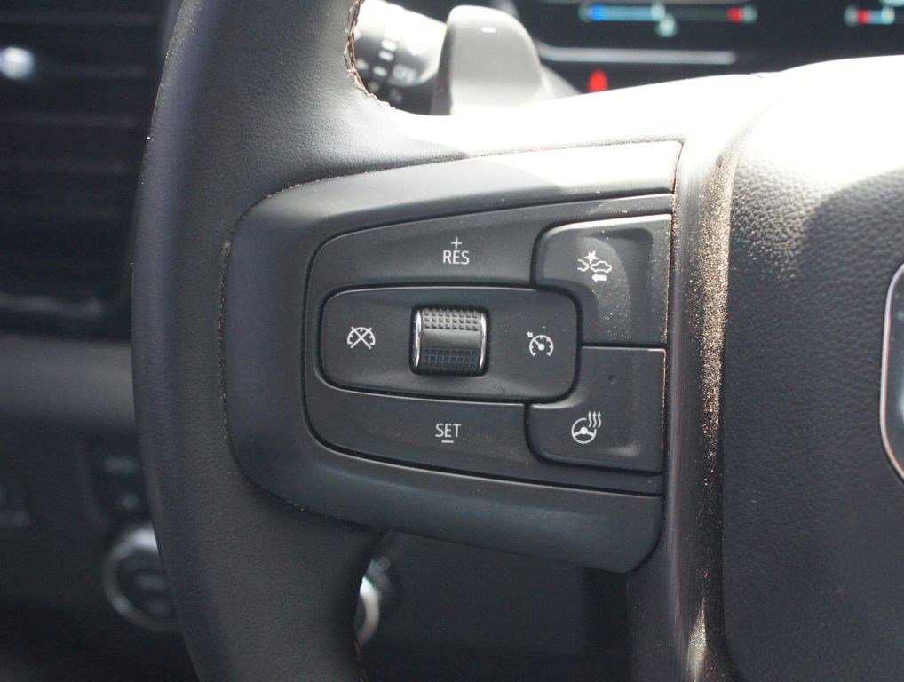 Used 2024 GMC Sierra 1500 AT4 w/ Technology Package image 10