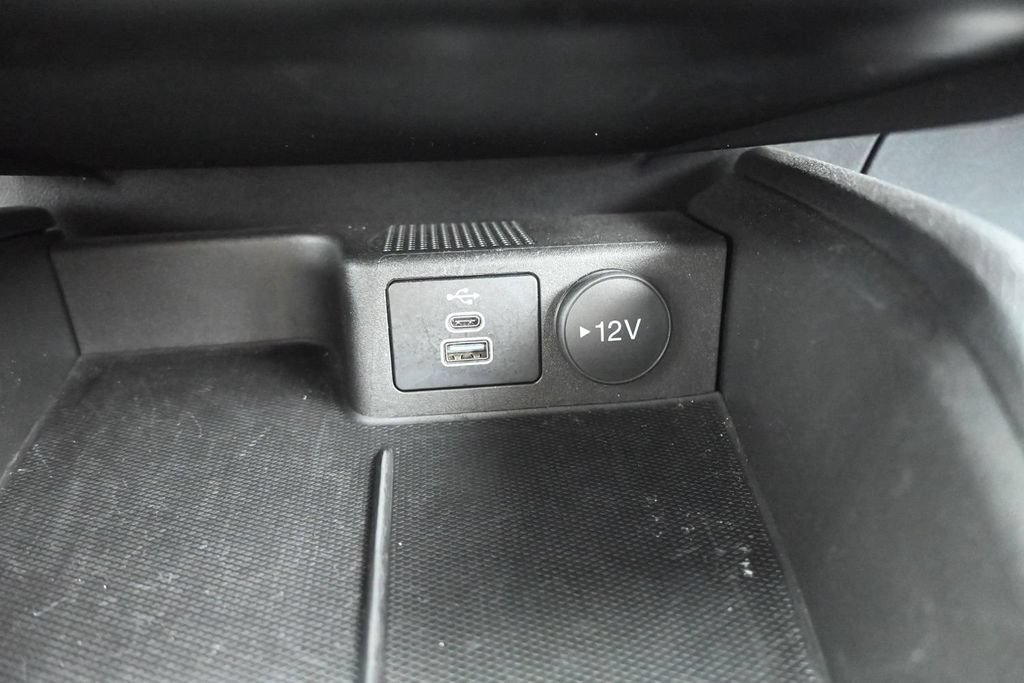 Used 2025 Ford Escape ST-Line FWD image 29