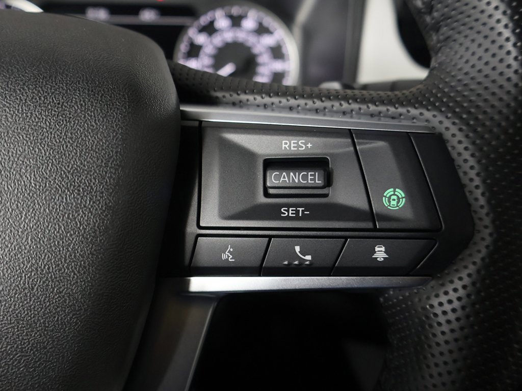 New 2025 Mitsubishi Outlander SE image 43