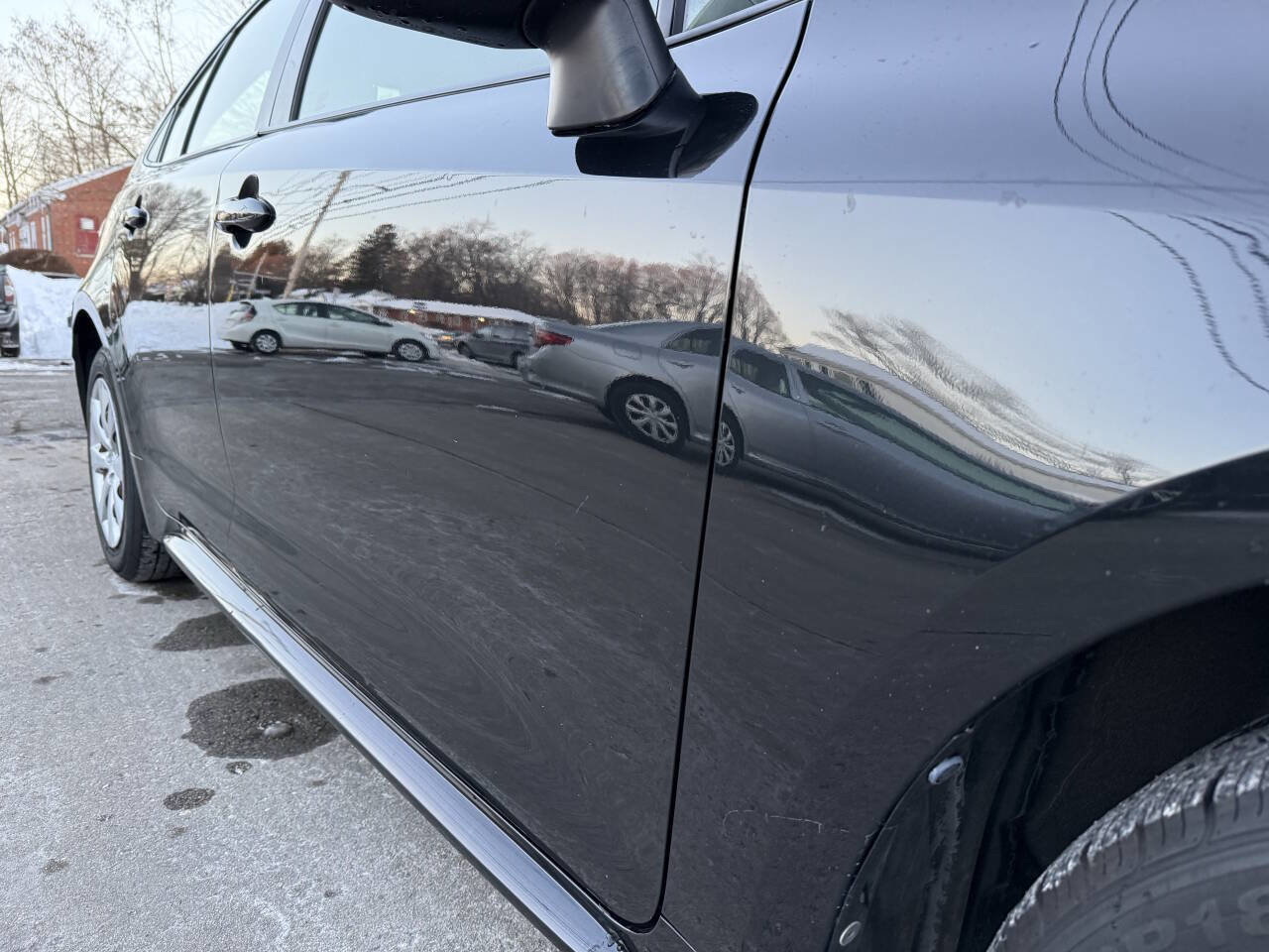 Used 2020 Toyota Corolla LE image 27