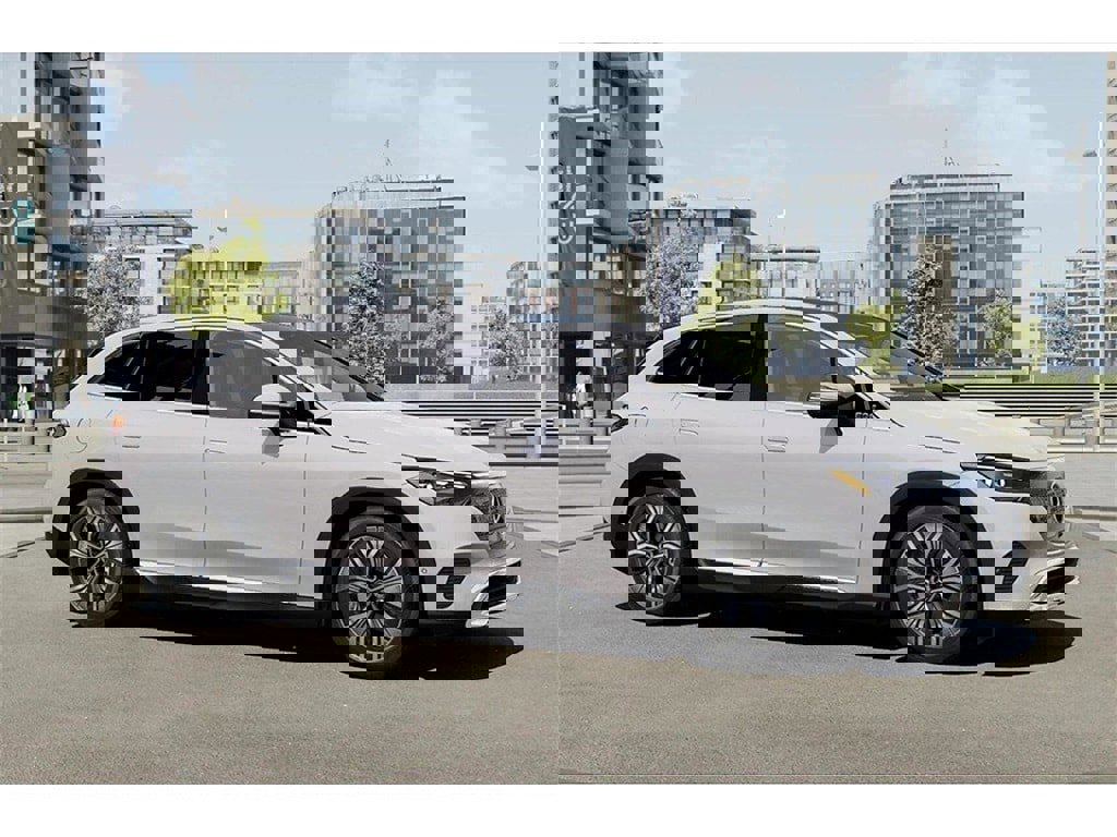 New 2025 Mercedes-Benz EQE 350+ 4MATIC SUV image 13