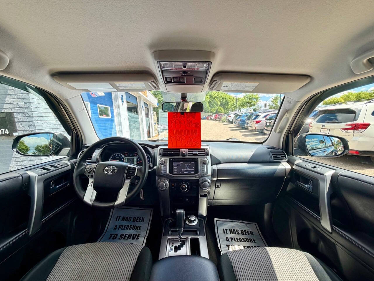 Used 2018 Toyota 4Runner SR5 AWD/4WD image 24