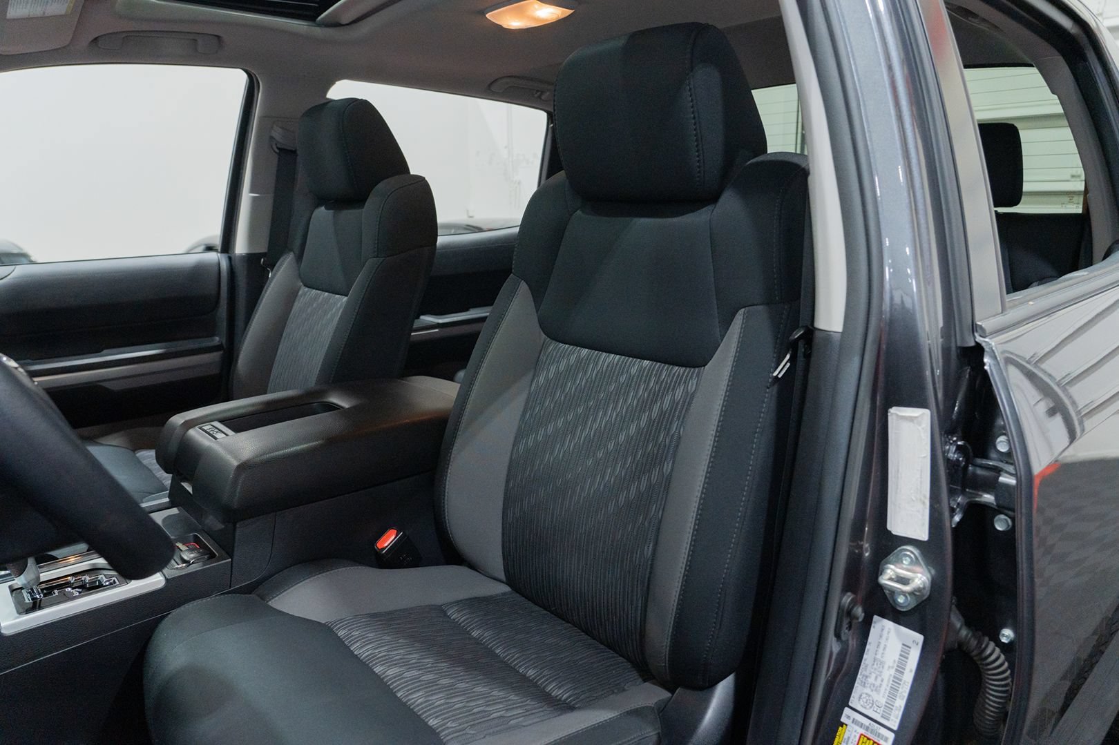 Used 2019 Toyota Tundra SR5 AWD/4WD image 25