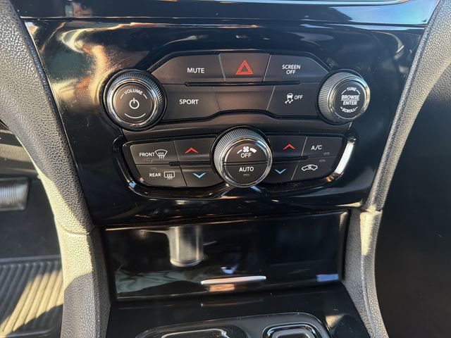 Used 2020 Chrysler 300 S RWD image 22