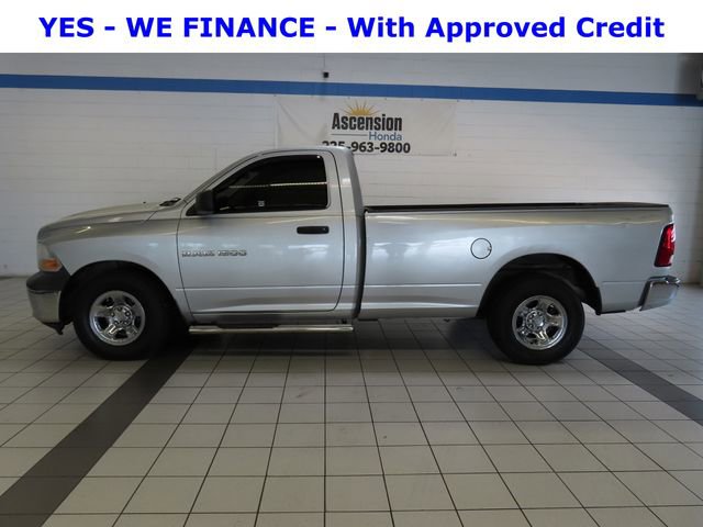 Used 2011 RAM 1500 ST w/ Chrome Appearance Group image 3