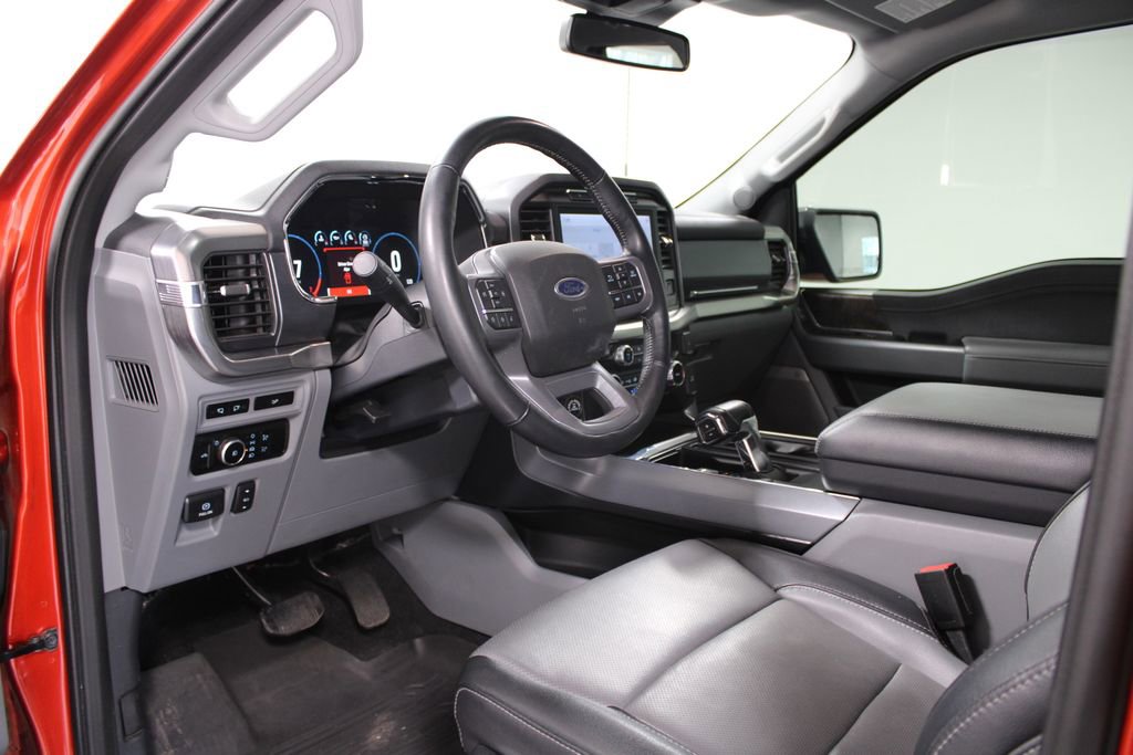 Used 2023 Ford F150 Lariat w/ Max Trailer Tow Package image 24