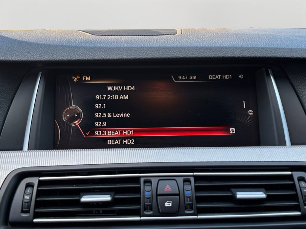 Used 2016 BMW M5 RWD image 18